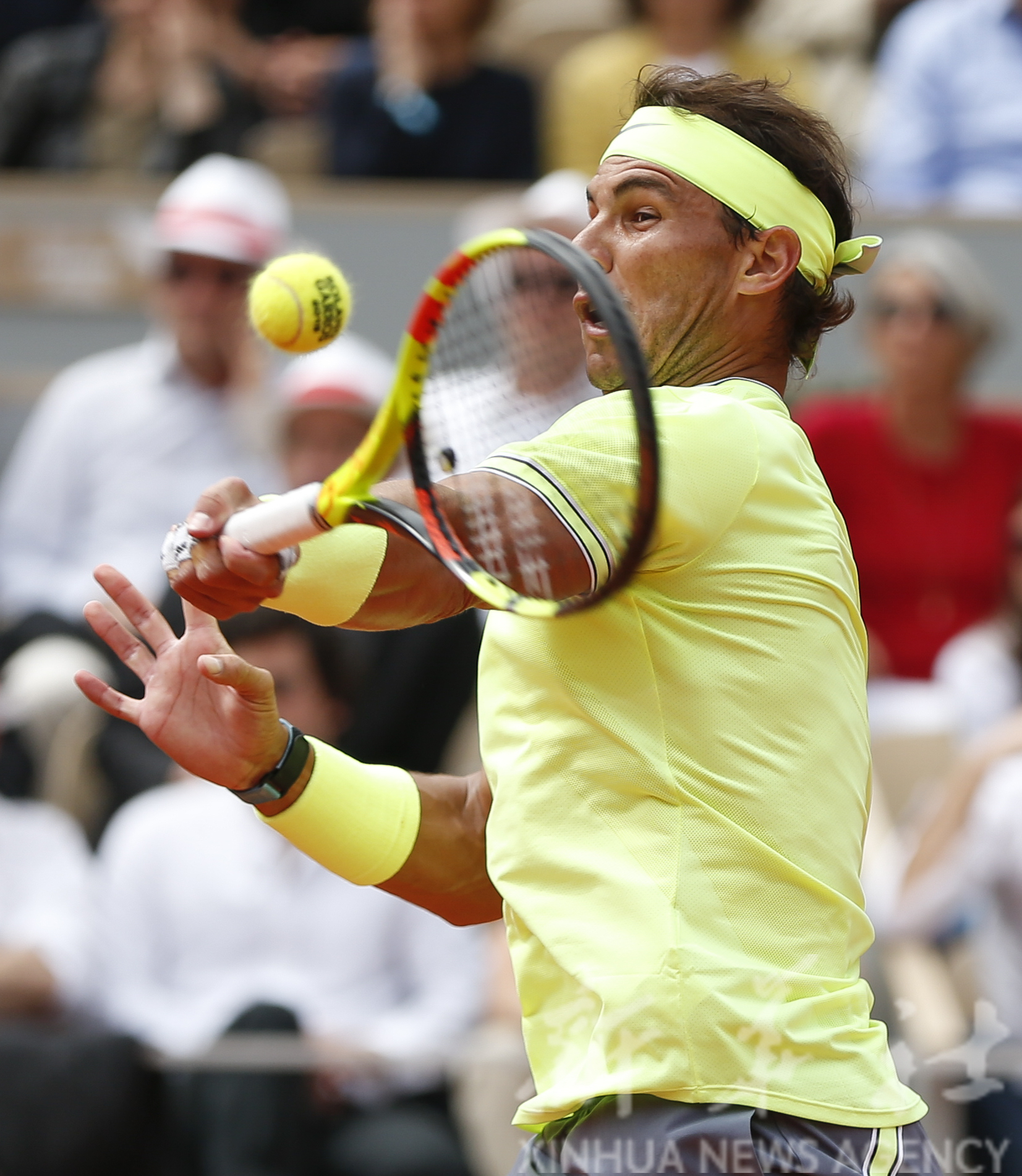 法国网球队碾压英国网球队，纳达尔制霸全场