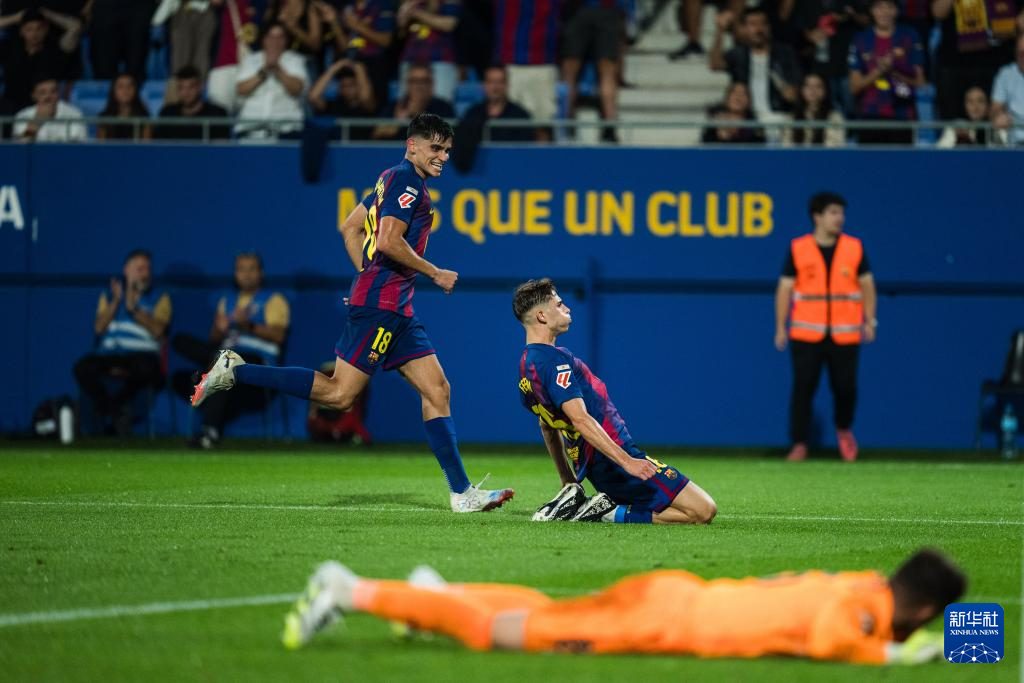 巴塞罗那主场获胜，领跑西班牙甲级联赛排名