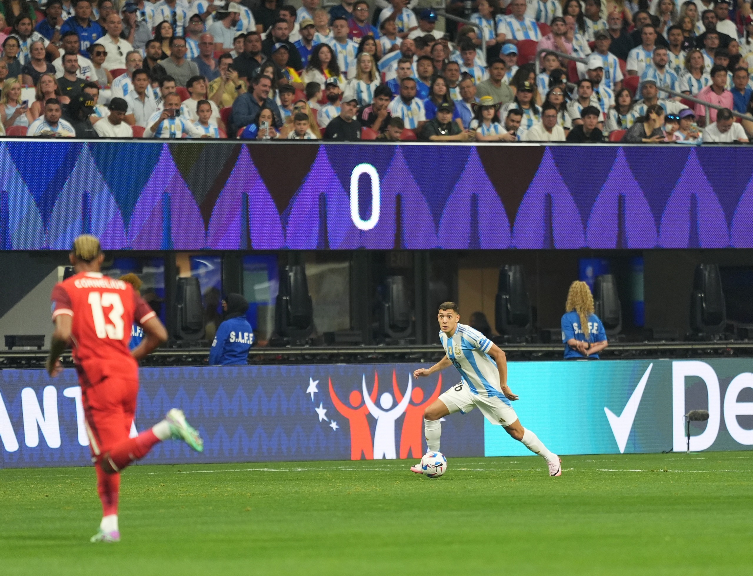 阿根廷横扫克罗地亚,C罗刷新纪录 阿根廷横扫克罗地亚,C罗刷新纪录