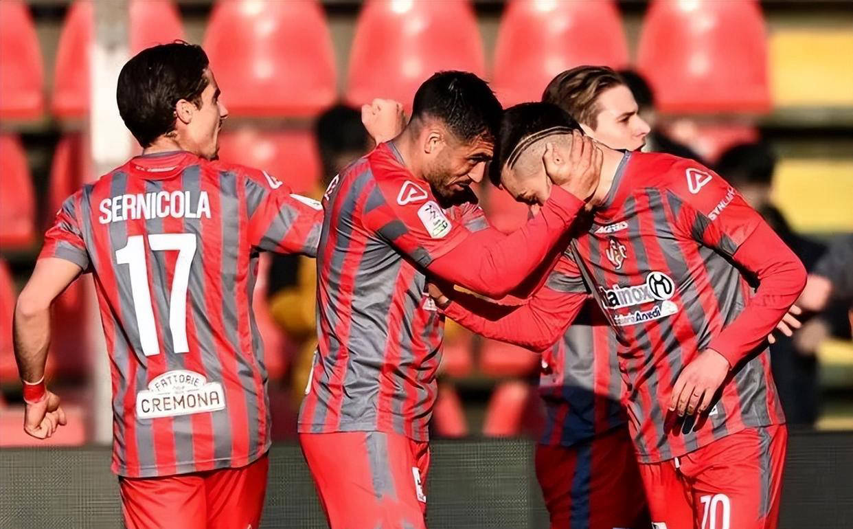 关于米兰城德比大胜萨索洛,连胜势头的信息 关于米兰城德比大胜萨索洛,连胜势头的信息