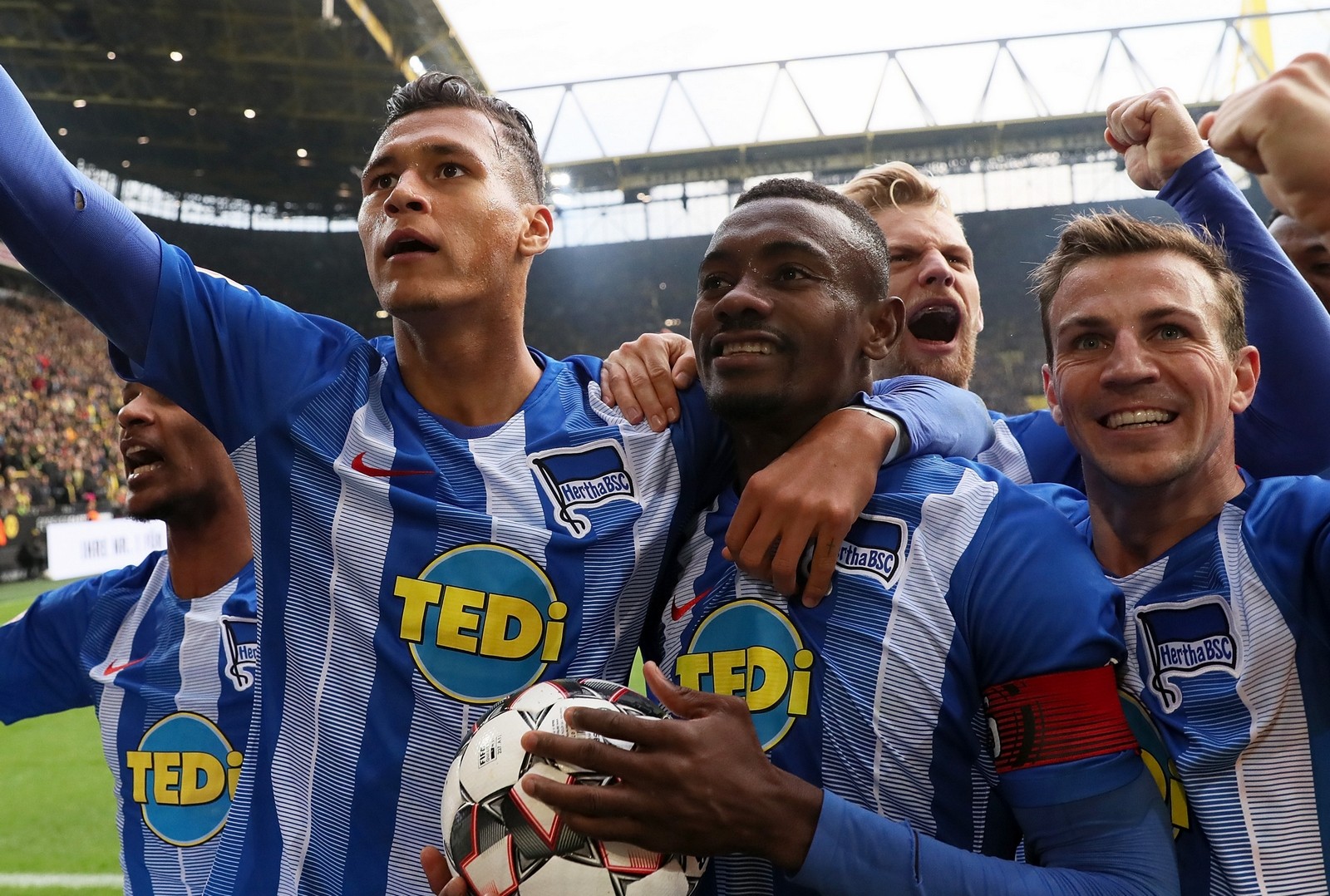 包含柏林赫塔客场告负,连续两场失利排名第五的词条 包含柏林赫塔客场告负,连续两场失利排名第五的词条