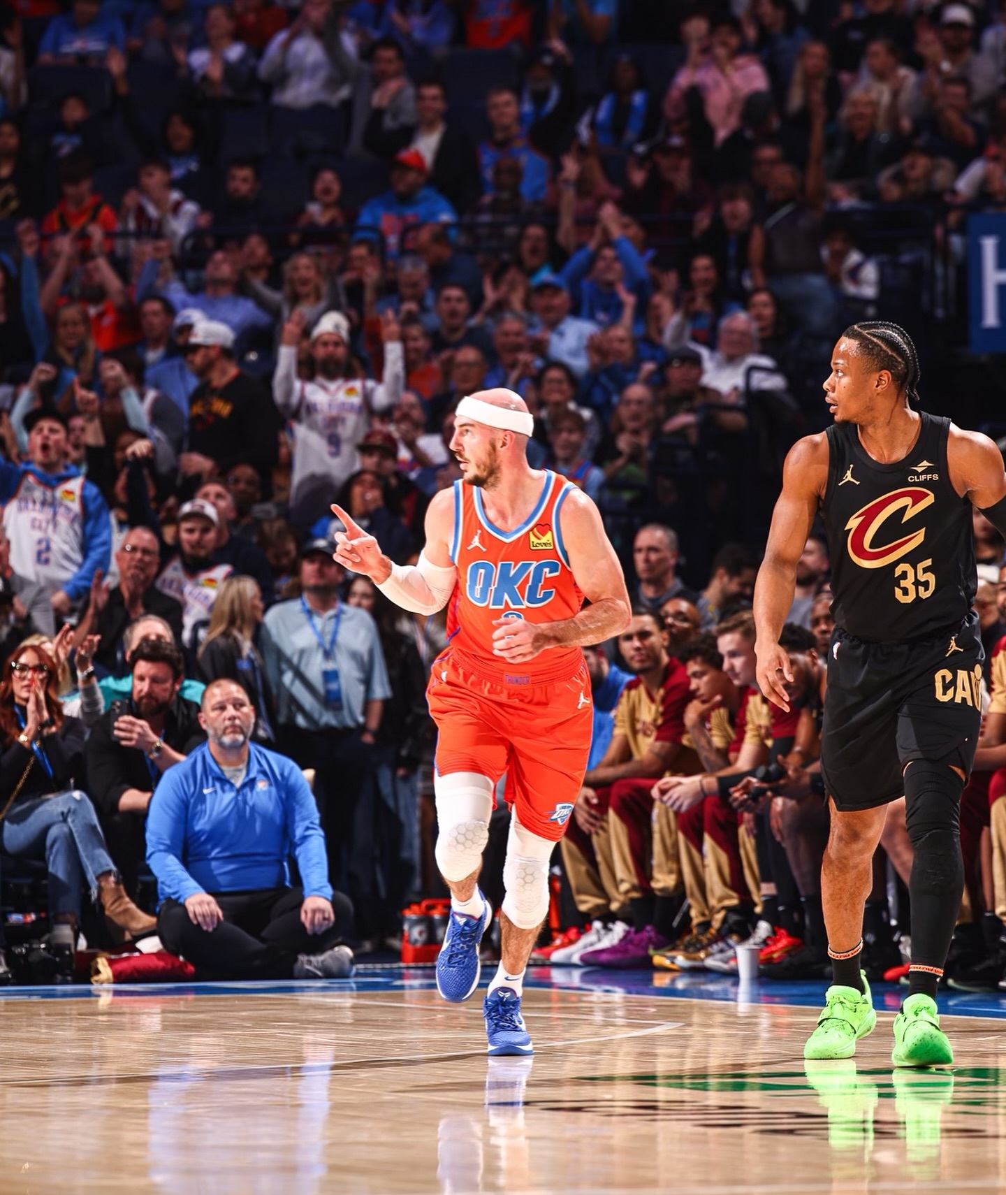 包含骑士主场击败奇才，晋级前景乐观的词条