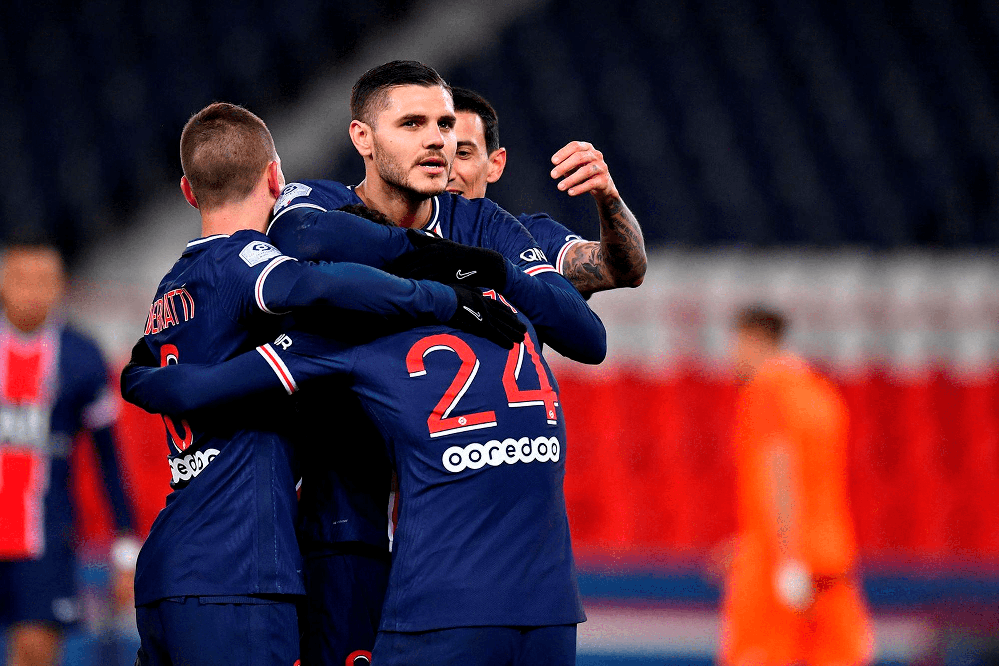 关于里昂主场逼平摩纳哥，法甲战绩逐渐稳定的信息