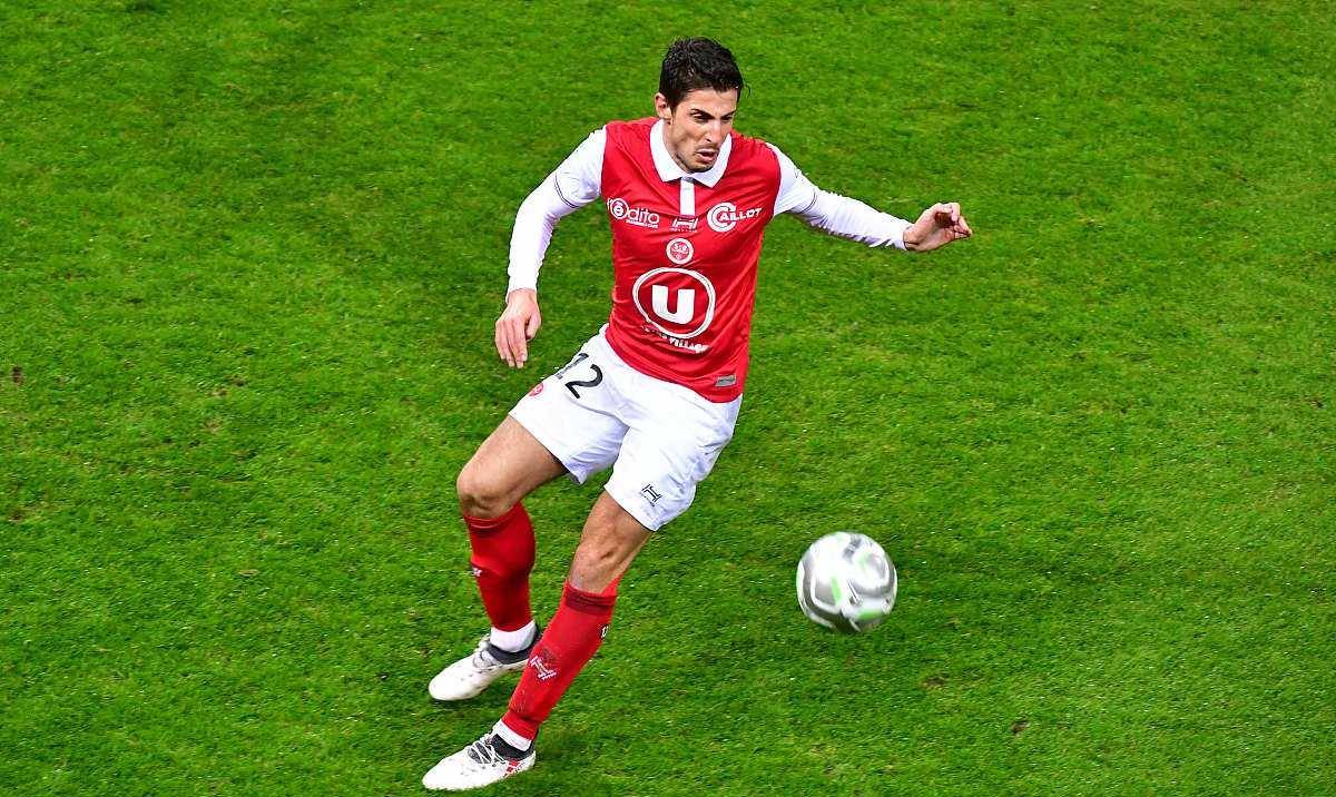 关于桑普多利亚队连胜，排名上升的信息