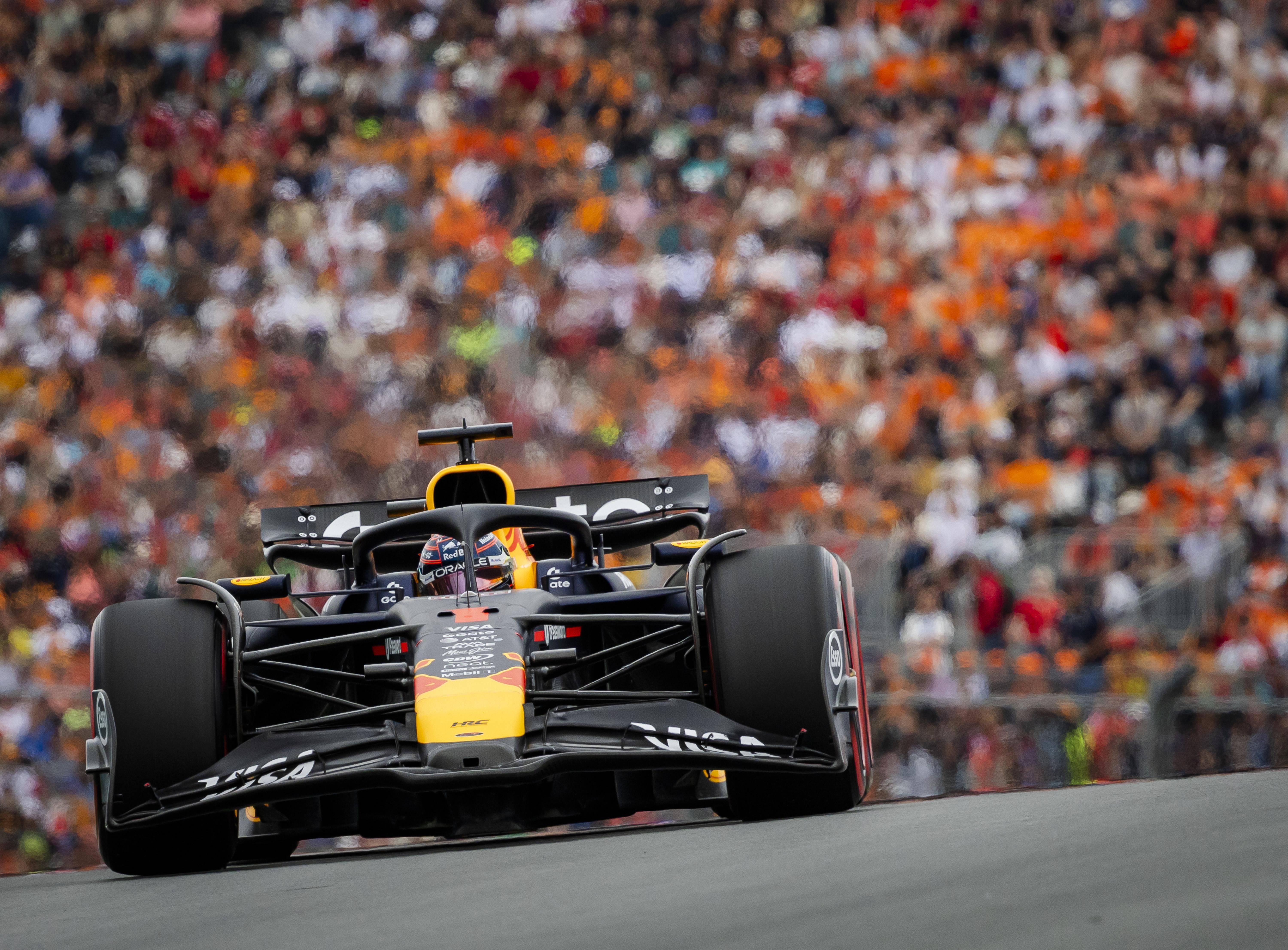 关于红牛车队完胜威廉姆斯,皮亚斯特里高光表现的信息 关于红牛车队完胜威廉姆斯,皮亚斯特里高光表现的信息