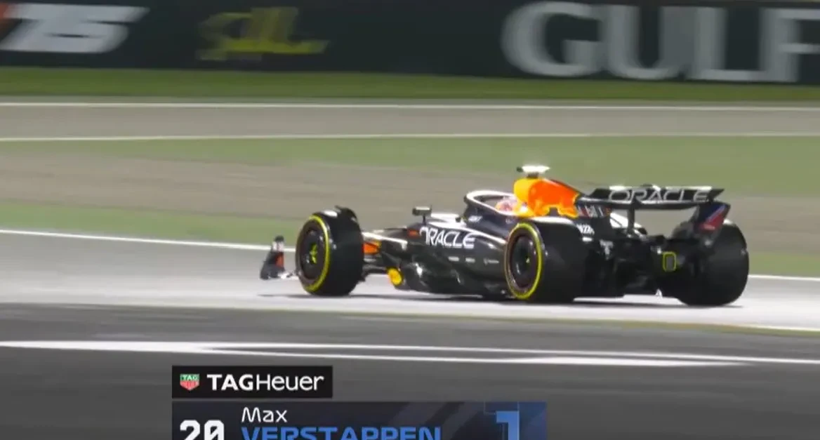 关于迈凯伦险胜哈斯车队，维斯塔潘带队取胜的信息