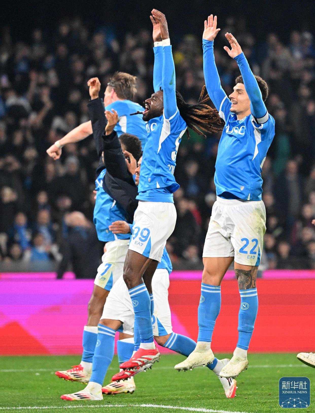 包含尤文图斯主教练谈备战那不勒斯的战略的词条