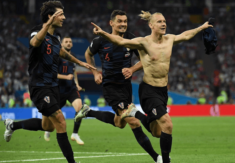 克罗地亚横扫巴黎，凯恩刷新纪录