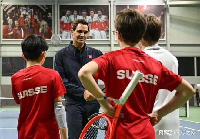 德国网球队逆转日本网球队，费德勒送出助攻