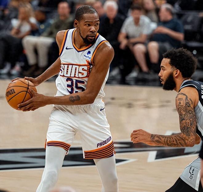 波兰男篮逆转篮网B队，布克打破历史纪录