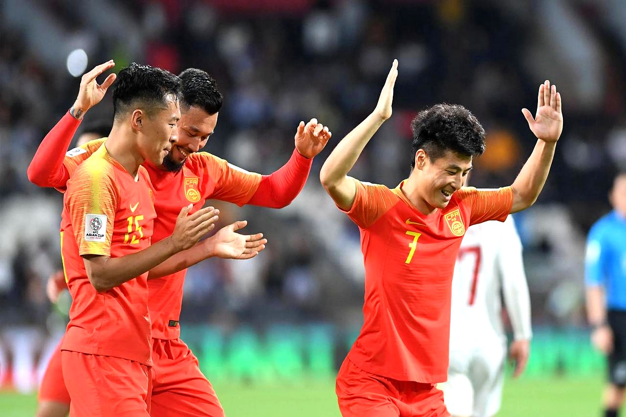 国内足球联赛再起震撼，球队实力逐渐增强的简单介绍