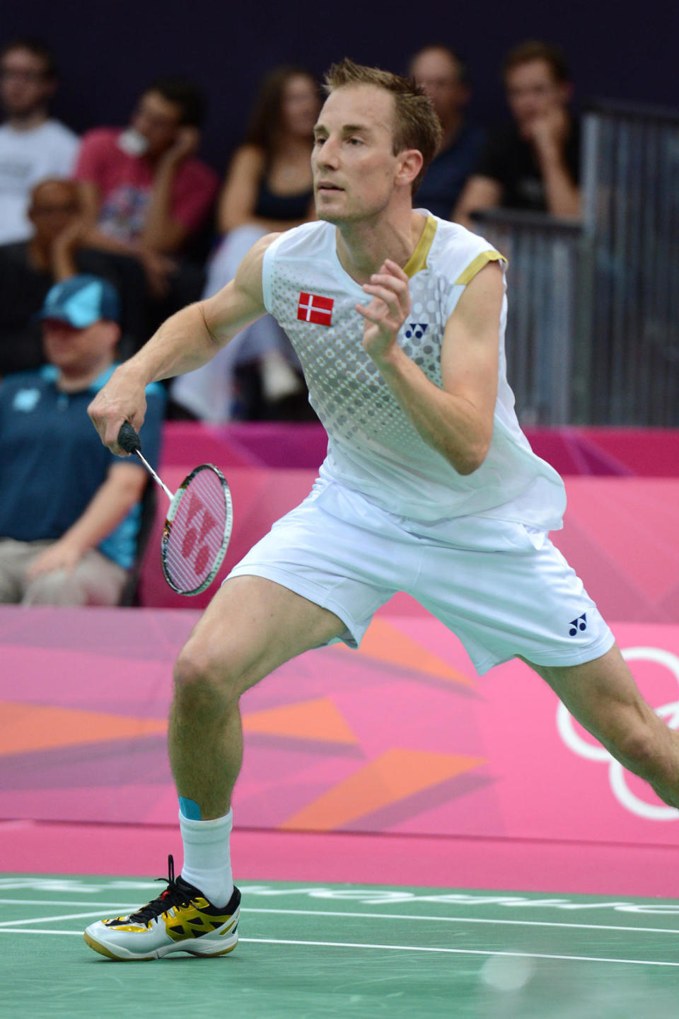 包含日本羽毛球队力克丹麦羽毛球队，陶菲克高光表现的词条