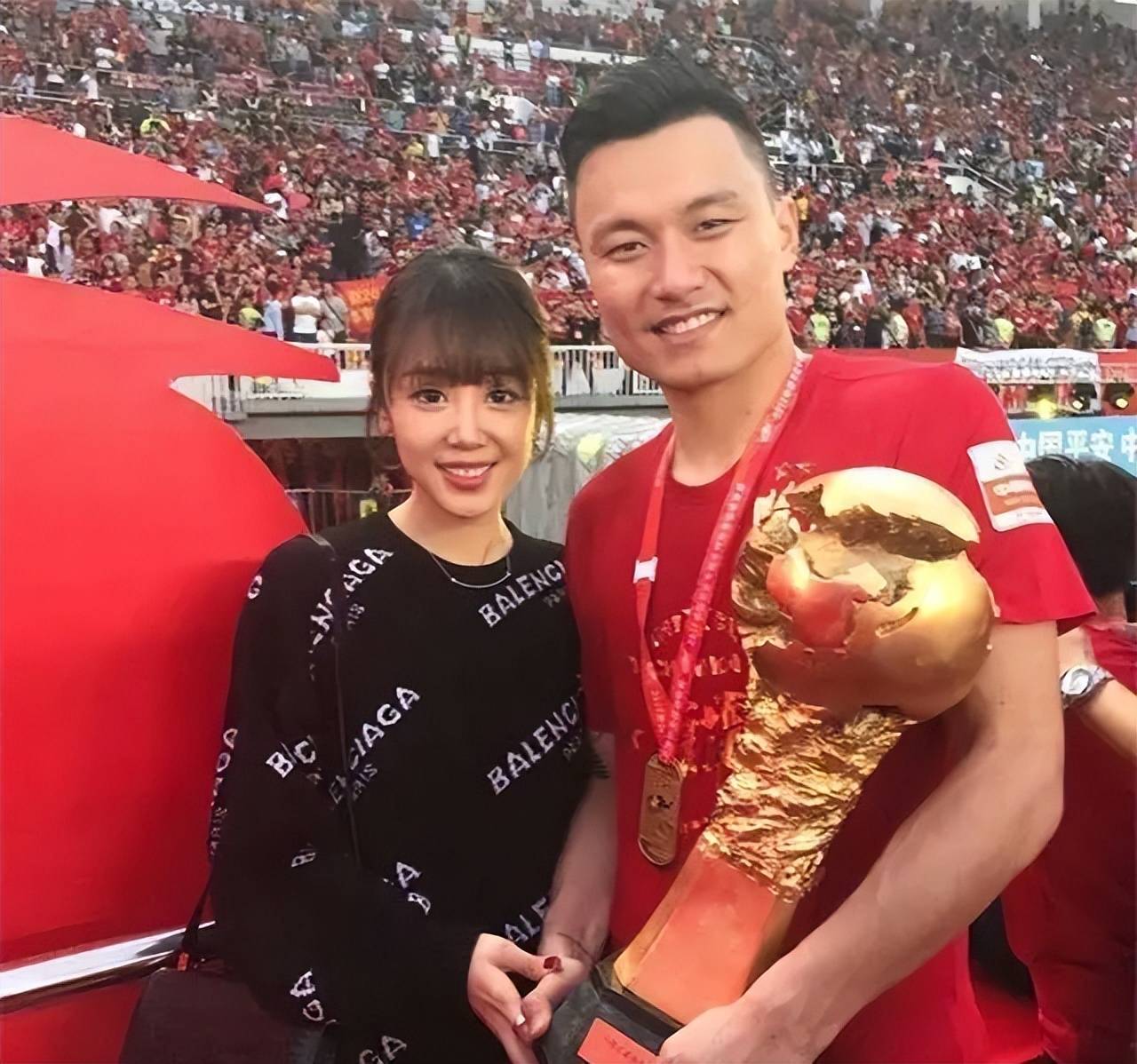 郜林梅开二度助申花大胜恒大的简单介绍