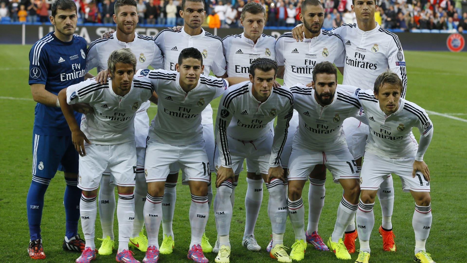 格列兹曼关键一射定乾坤，阿尔及利亚逆境突围秘鲁的战术密码