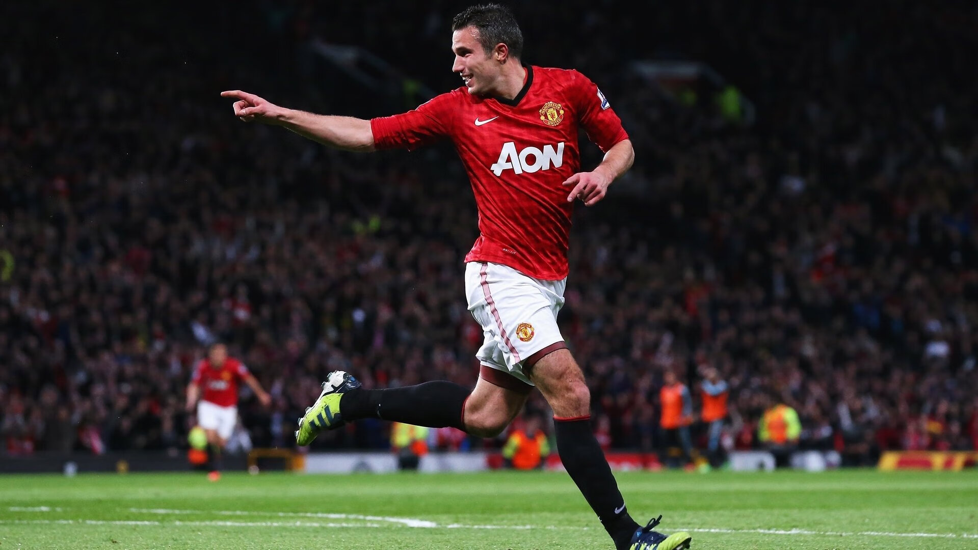 赛道上的毫厘之争,塞恩斯统治全场,法拉利惊险击败哈斯